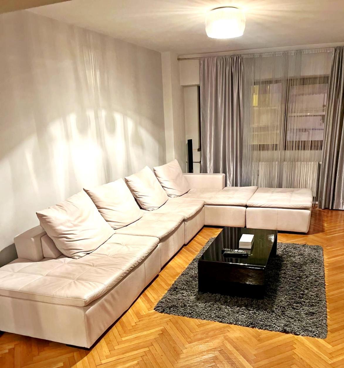 Romana 100 Sqm Deluxe Apartament Бухарест Экстерьер фото